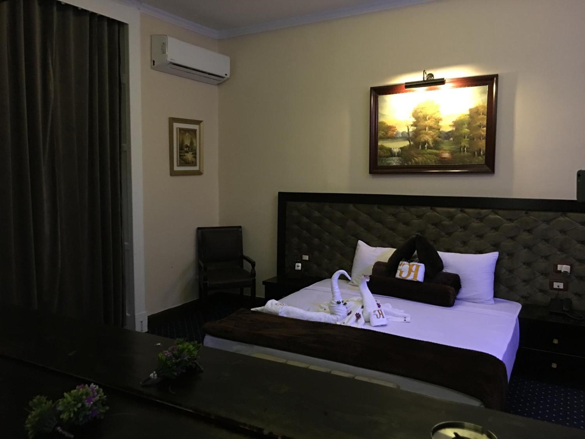 Paradise Boutique Hotel 2*
